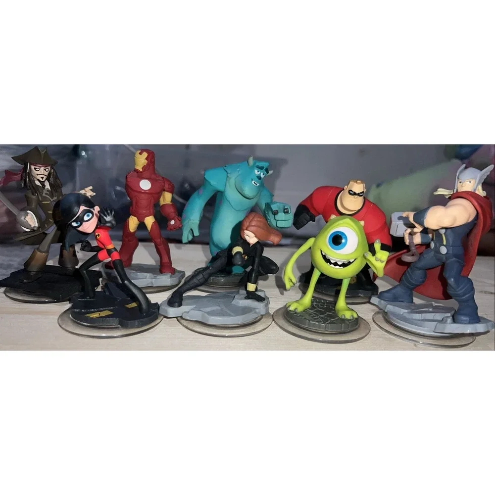 Disney Infinity And Avengers 2.0 2014 Power Discs Lot of 8